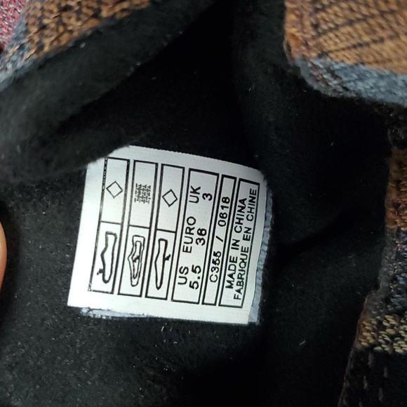 SIDESTEP BLACK WESTERN BOOTS 🤠 - Picture 9 of 10